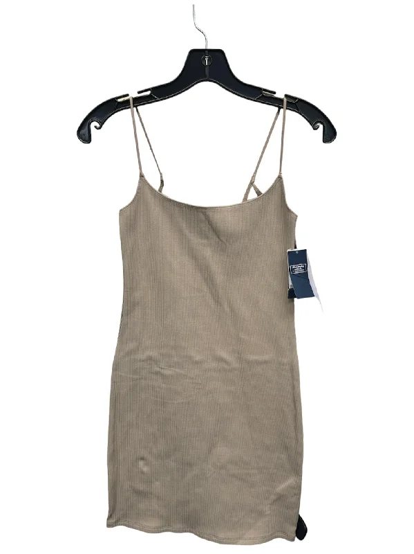 Tan Dress Casual Short Abercrombie And Fitch, Size S