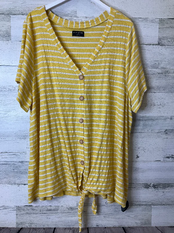 Top Short Sleeve By Lane Bryant  Size: 4x