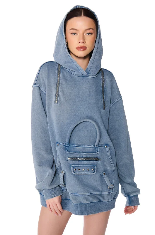 BAG ALERT OVERSIZED MINERAL WASH SWEATSHIRT IN BLUE