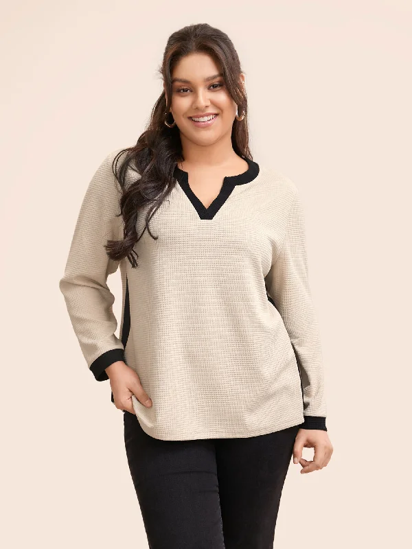 Notched Rib Knit Contrast Trim Sweatshirt